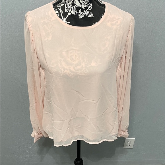 Q&A Tops - Elegant Blush Pink Women's Top